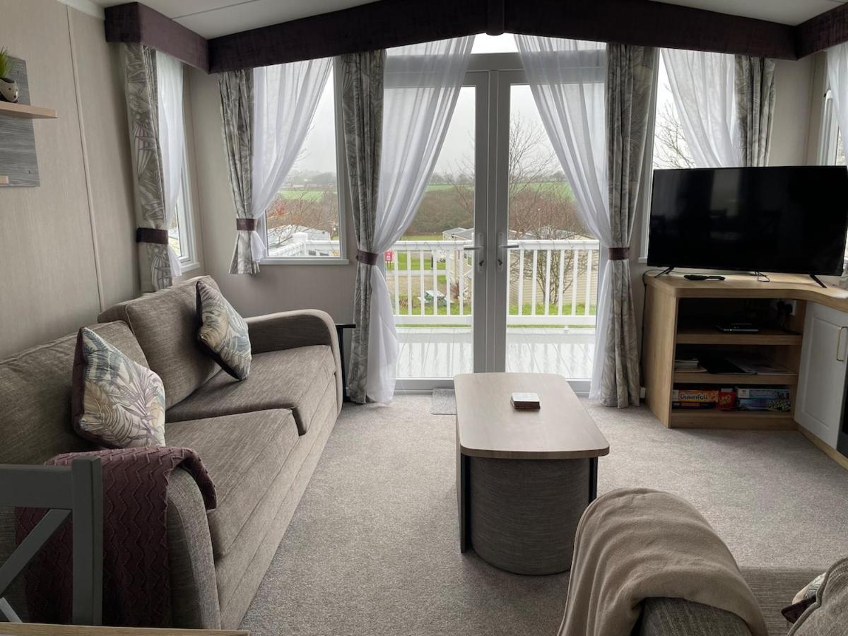 Luxury Caravan Cornwall Sleeps 4 Countryside View St Austell Zewnętrze zdjęcie